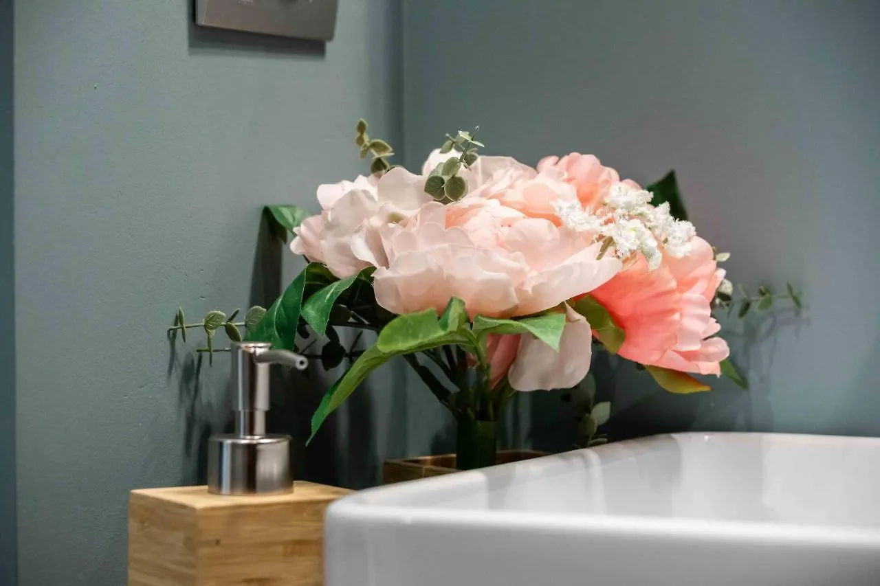Lovely Apartment Milan - Duomo - Milan Lin Airport