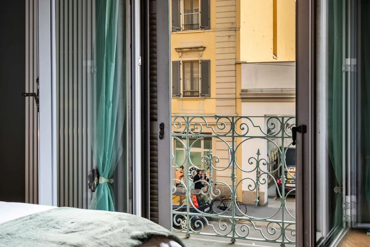 Lovely Apartment Milan - Duomo - Milan Lin Airport