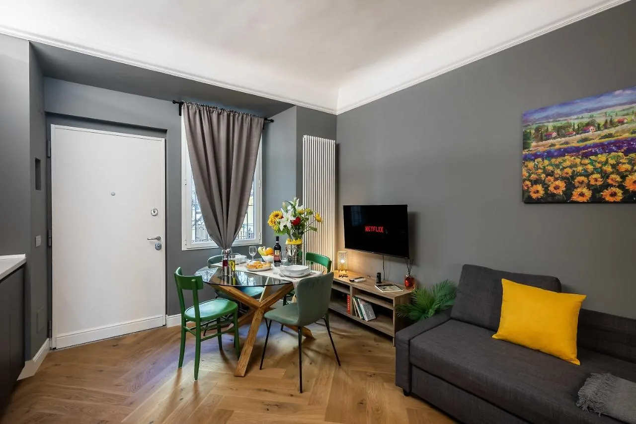 Lovely Apartment Milan - Duomo - Milan Lin Airport Italy